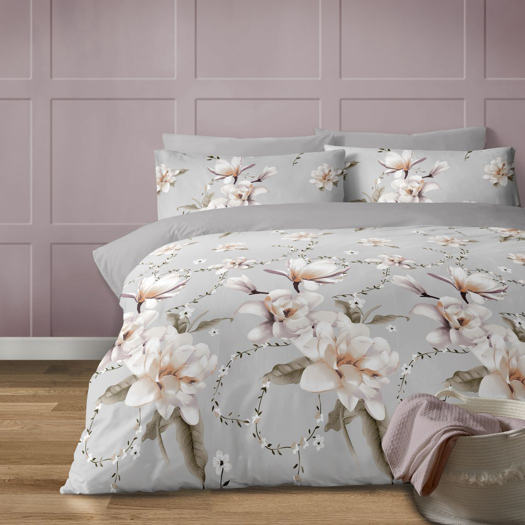 Duvet cover on bed