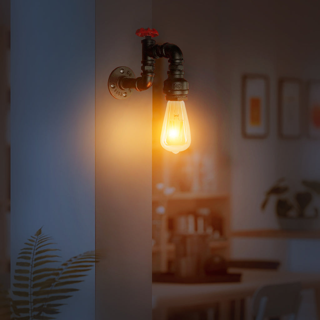 Wall lamp lit
